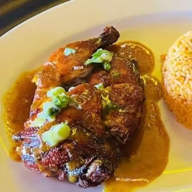 Cơm Gà Hoàng Gia - Imperial Medallion Chicken.