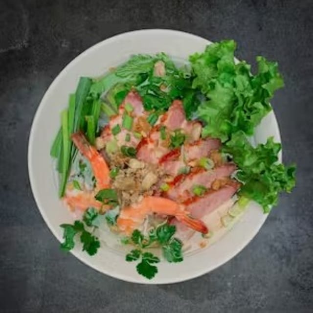 Hủ Tiếu Present - Land of Great Lake Soup.